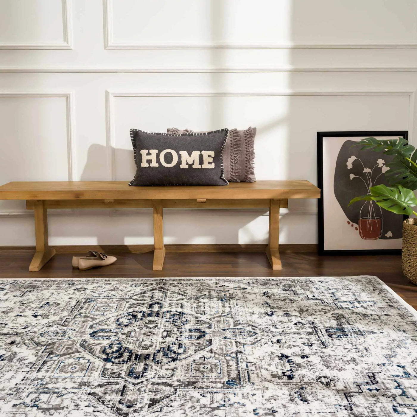 Buenaventura Cream & Navy Area Rug - Clearance by Boutique Rugs