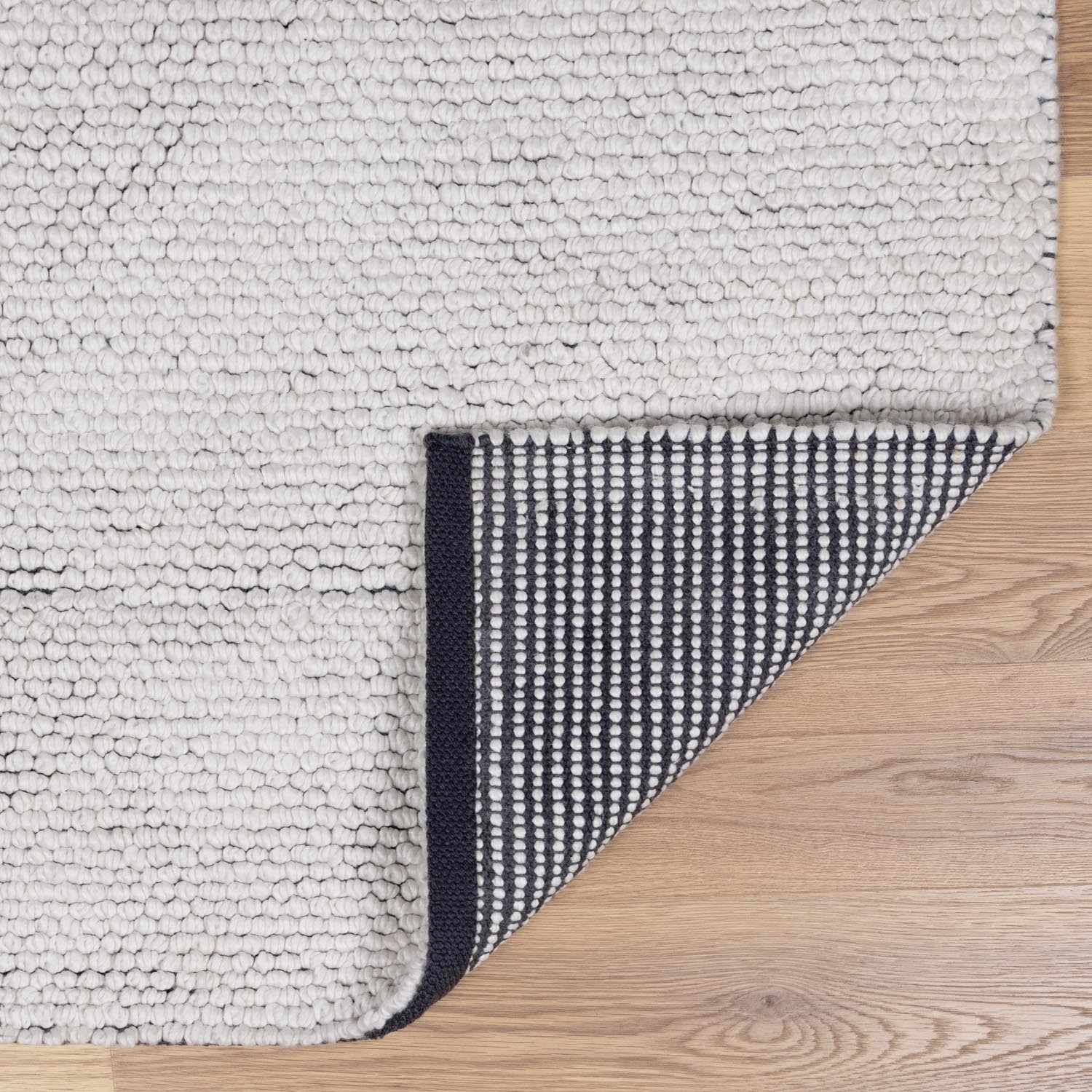 Mantee Area Rug - Clearance by Boutique Rugs