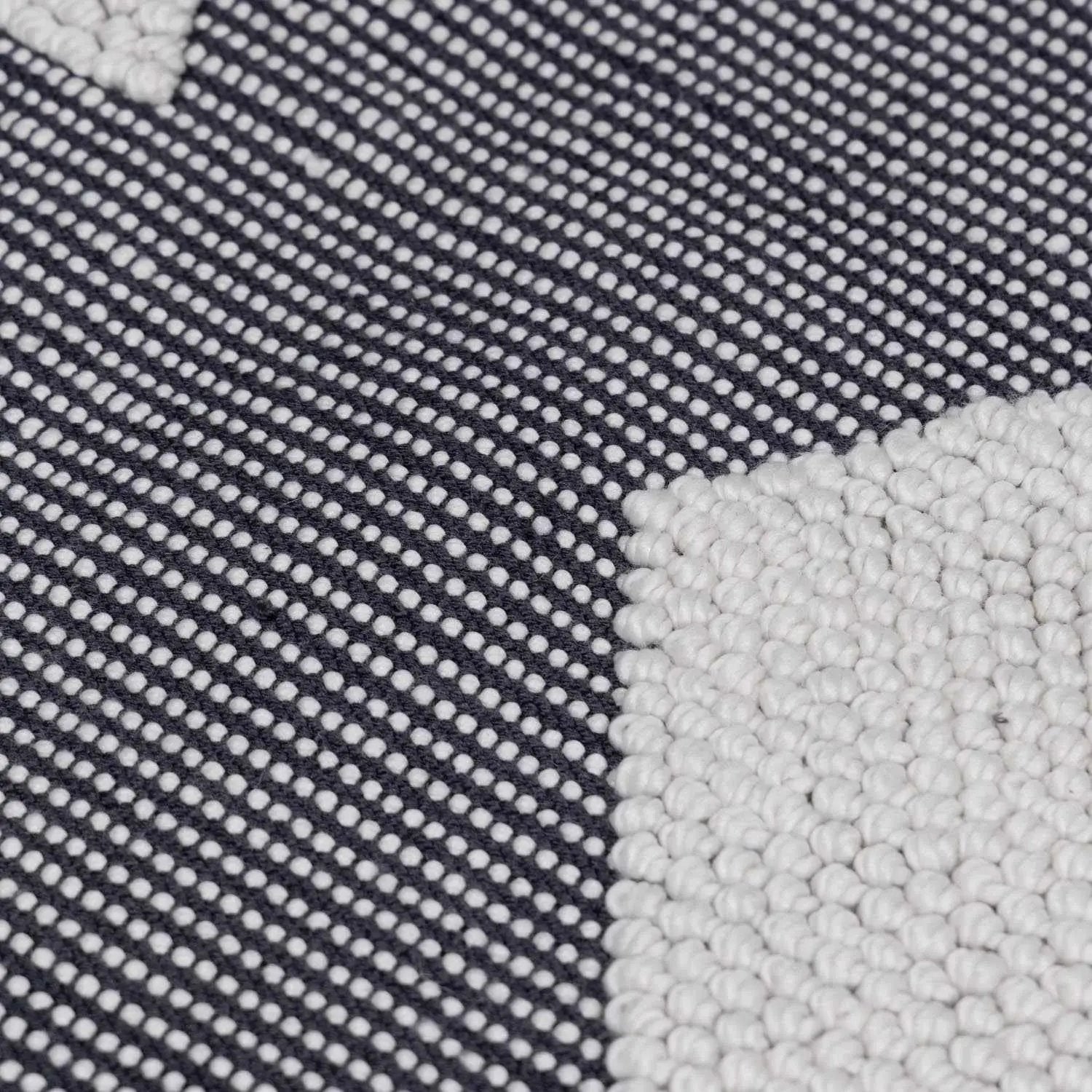 Mantee Area Rug - Clearance by Boutique Rugs