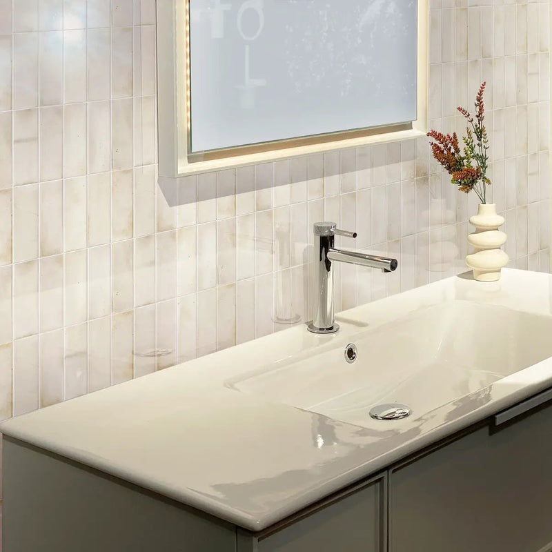 White 2.5x8 Glossy Ceramic Subway Tile (38 pack, 5.38 sq ft/case) by Apollo Tile