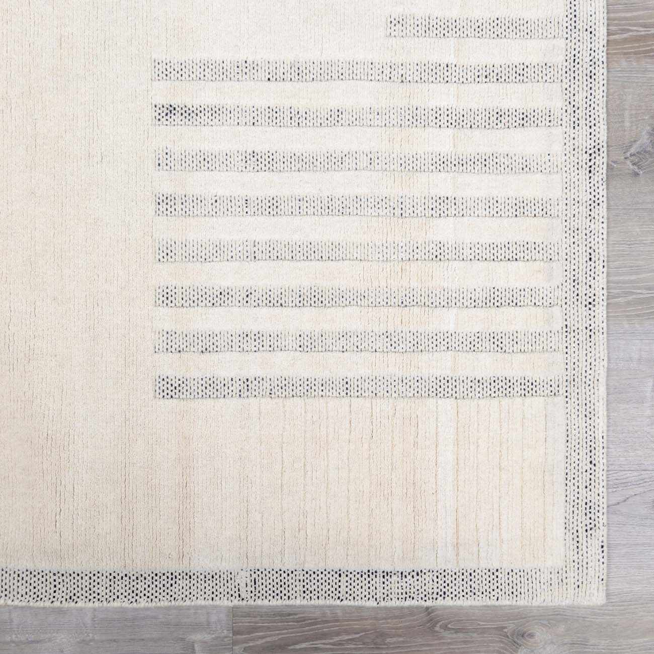 Yulia Wool Area Rug - Clearance by Boutique Rugs
