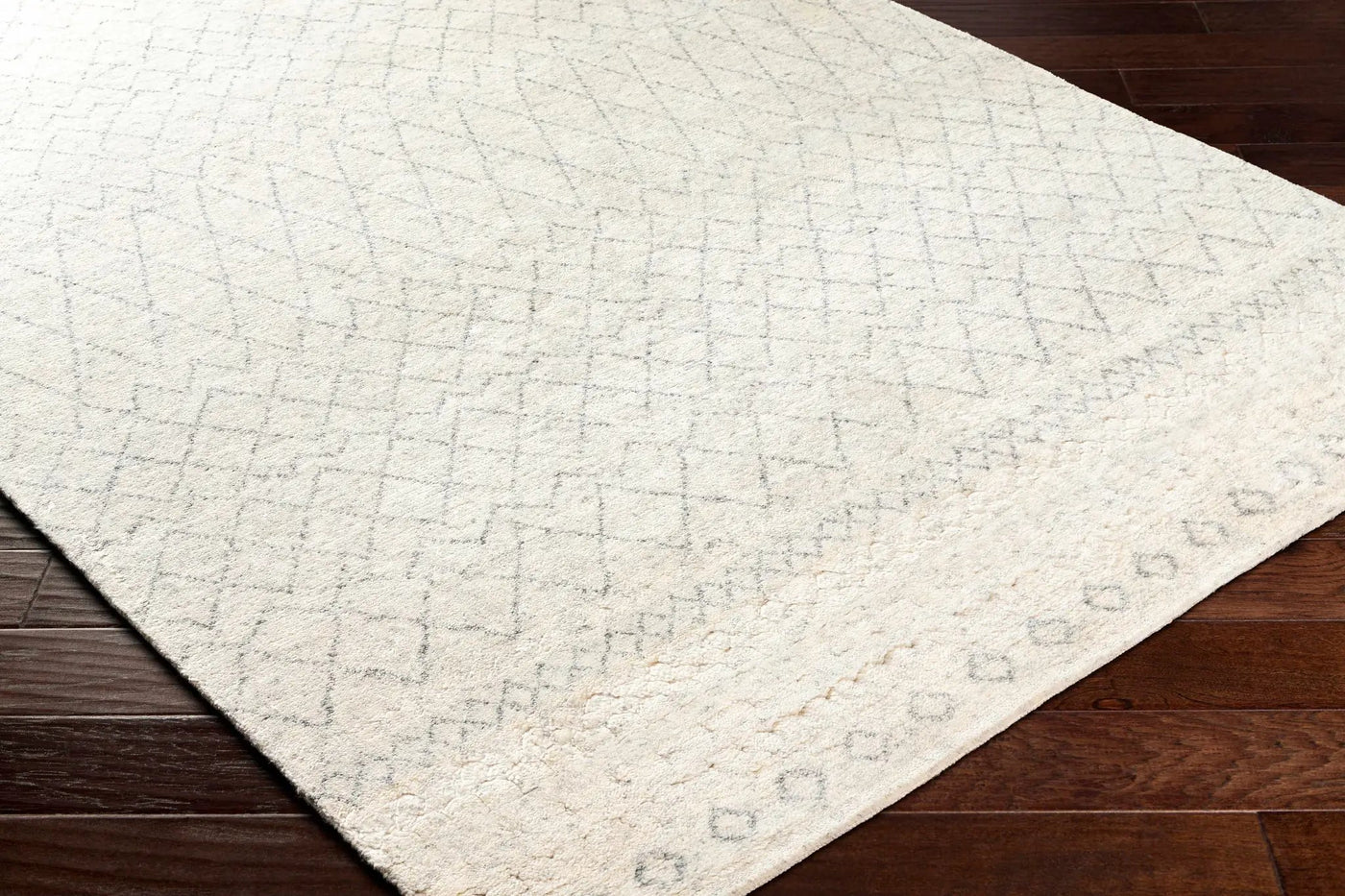 Mozon Handmade Faux Silk Area Rug - Clearance by Boutique Rugs