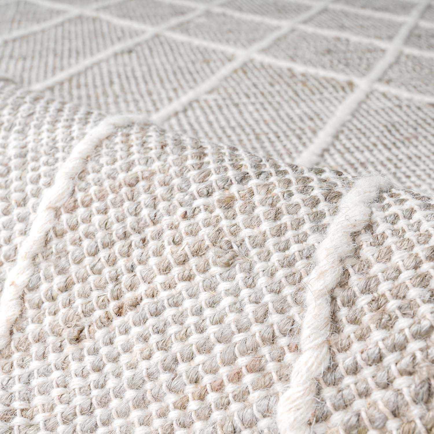 Marbletown Jute&Wool Blend Rug with Tassels - Clearance by Boutique Rugs