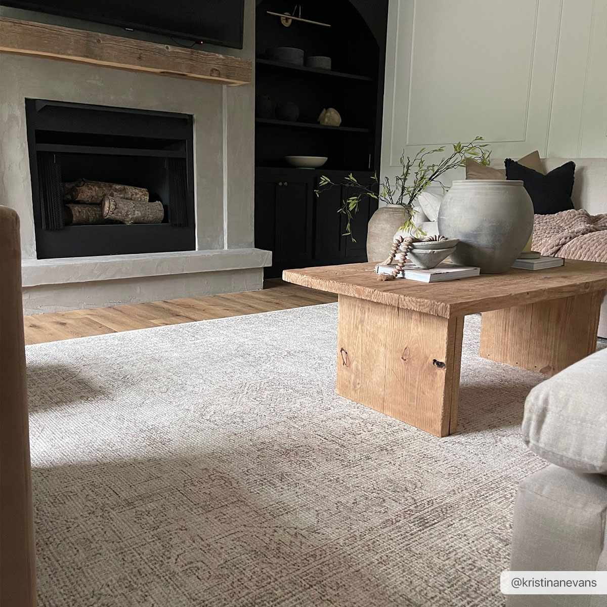 Margot Machine Woven Becki Owens x LIVABLISS BOSC-2302 Area Rug by Boutique Rugs