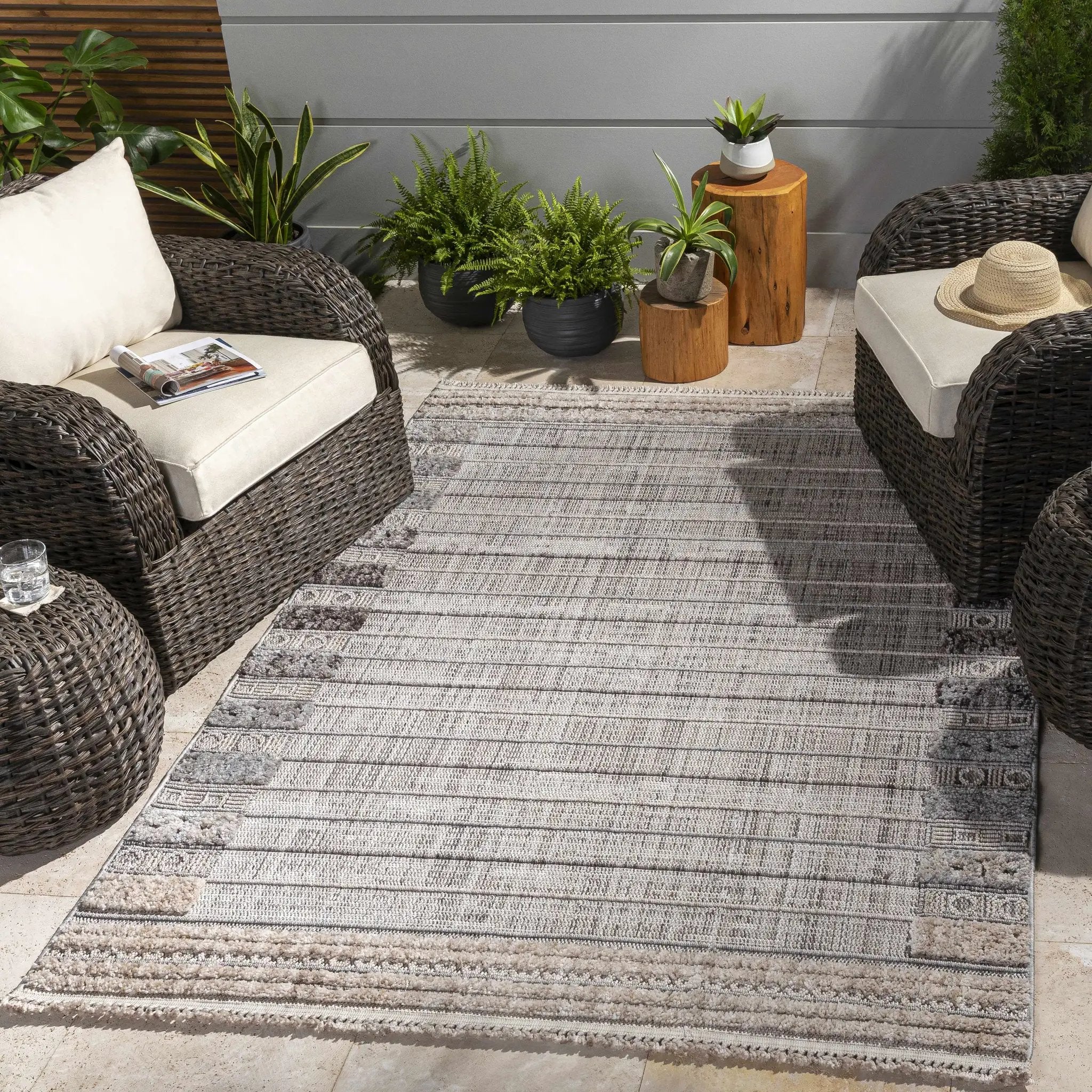 Naivasha Elegant High/Low Area Rug by Boutique Rugs