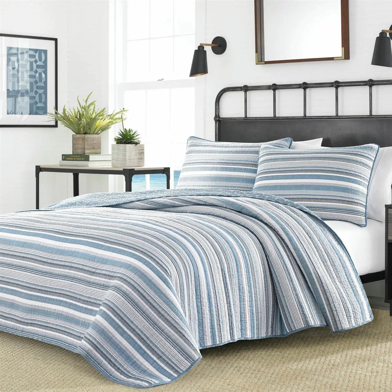 Twin 2 Piece Nautical Anchor Blues 100-Percent Cotton Reversible Quilt Set by HomePacific