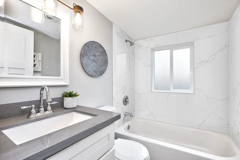 Glacier Pearl Polished Porcelain Tiles 31.5x94.5 in a finished room