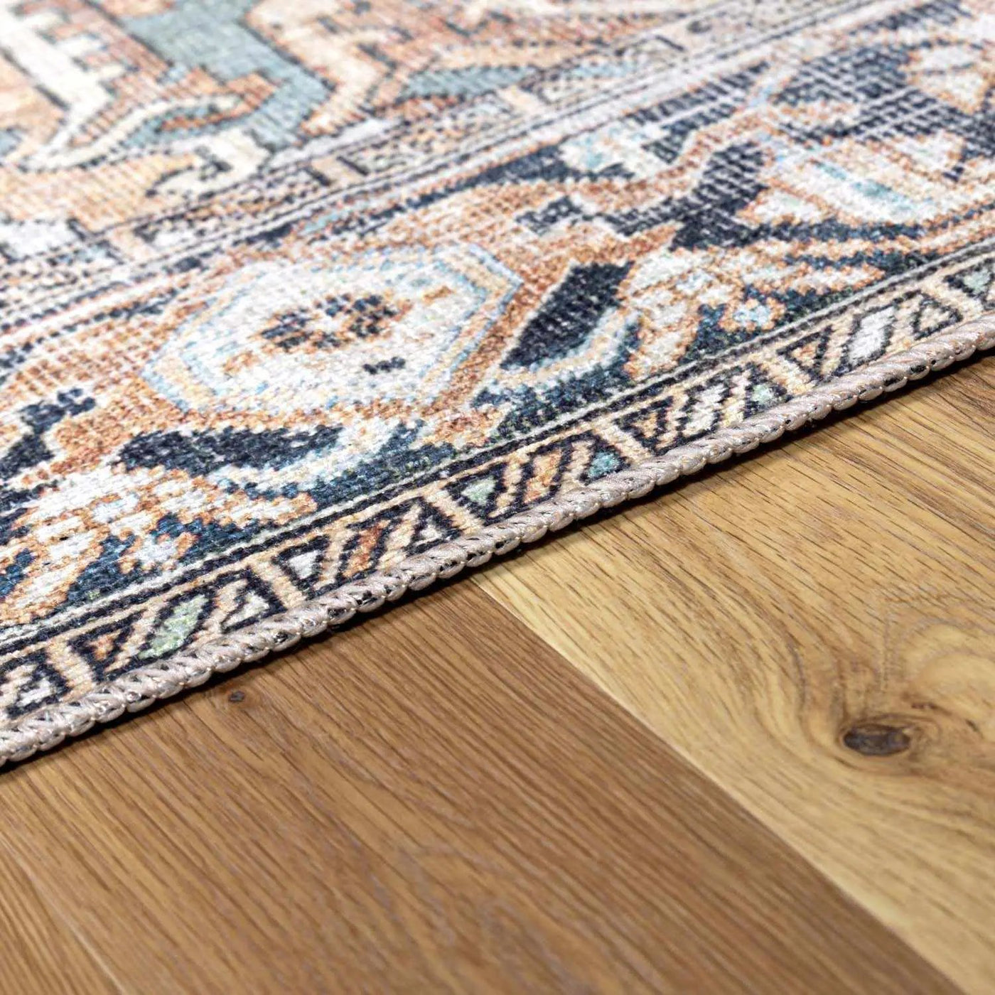 Green Nisa Tumble Dry Washable Rug by Boutique Rugs