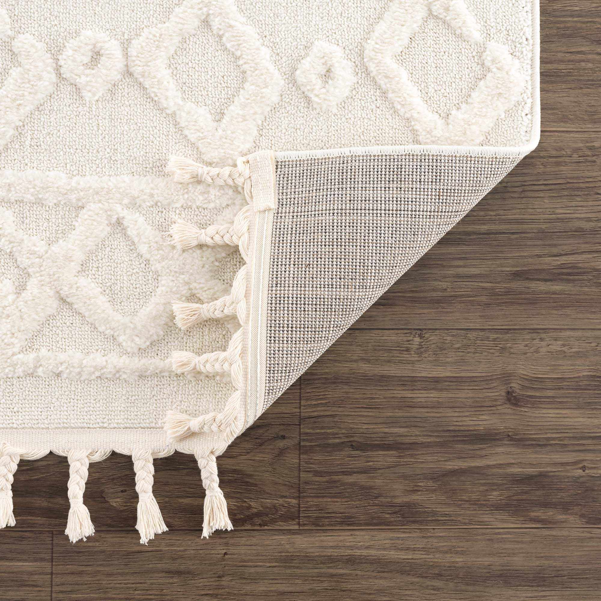 Gyundyukoru Area Rug - Clearance by Boutique Rugs