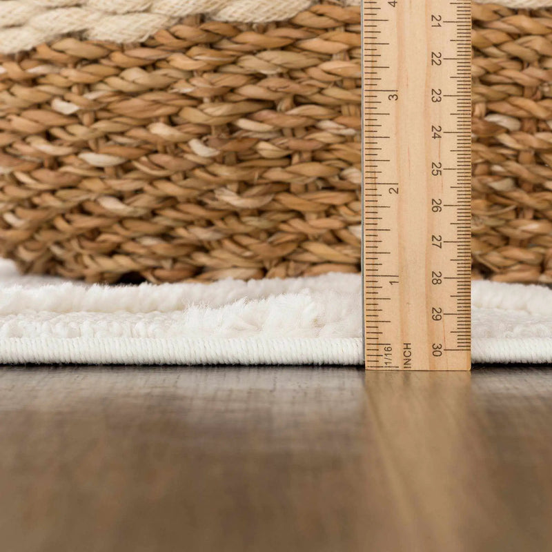 Gyundyukoru Area Rug - Clearance by Boutique Rugs