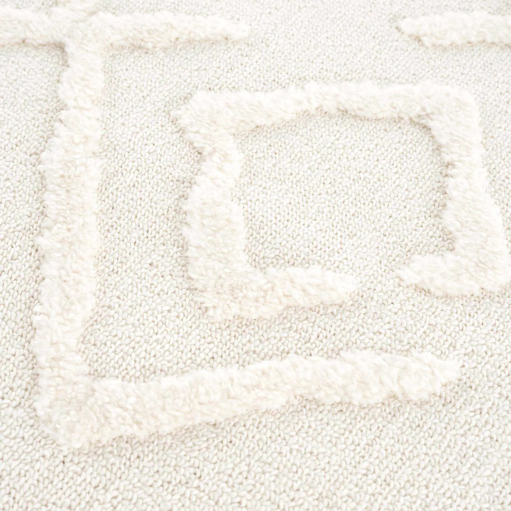 Gyundyukoru Area Rug - Clearance by Boutique Rugs