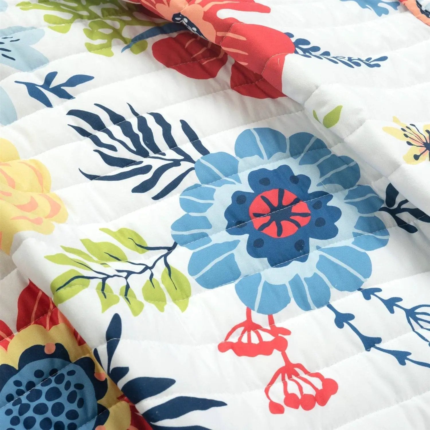 Full/Queen Lightweight Floral Navy Blue Coral White 3-Piece Polyester Quilt Set by HomePacific