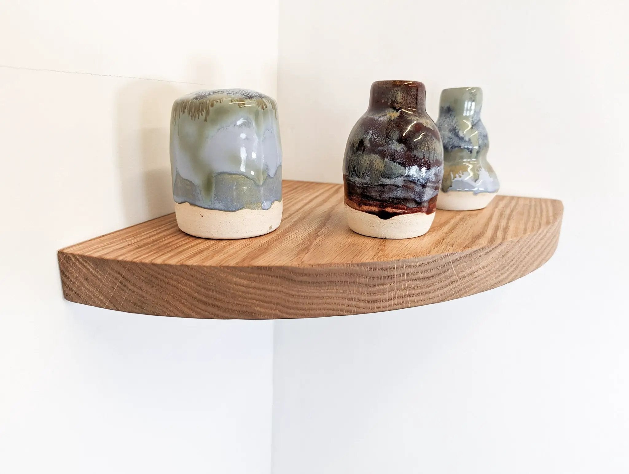 Floating Corner Shelf with Round Edge in Oak by NookWoodworking