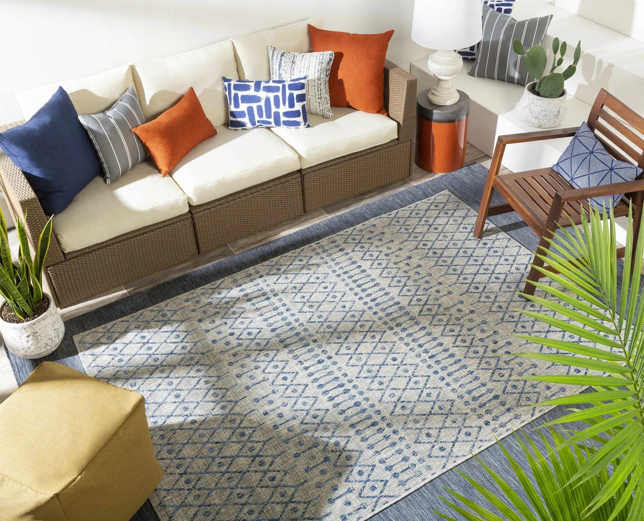 Newbern Outdoor Rug - Clearance by Boutique Rugs
