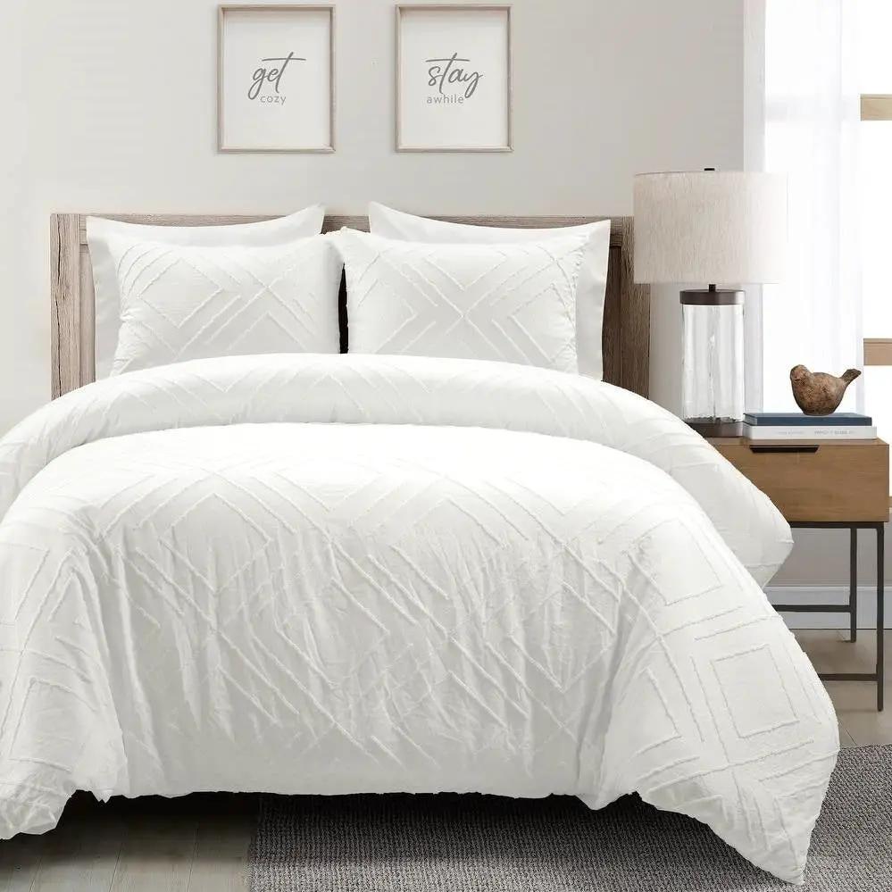 Full/Queen Size Polyester Black White Striped Rose Floral 3 Piece Quilt Set by HomePacific