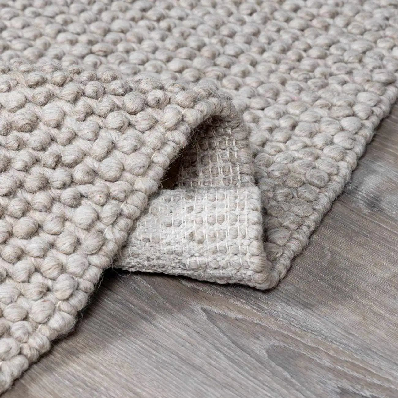 Lucerne Ivory LNE-1002 Wool Rug by Boutique Rugs