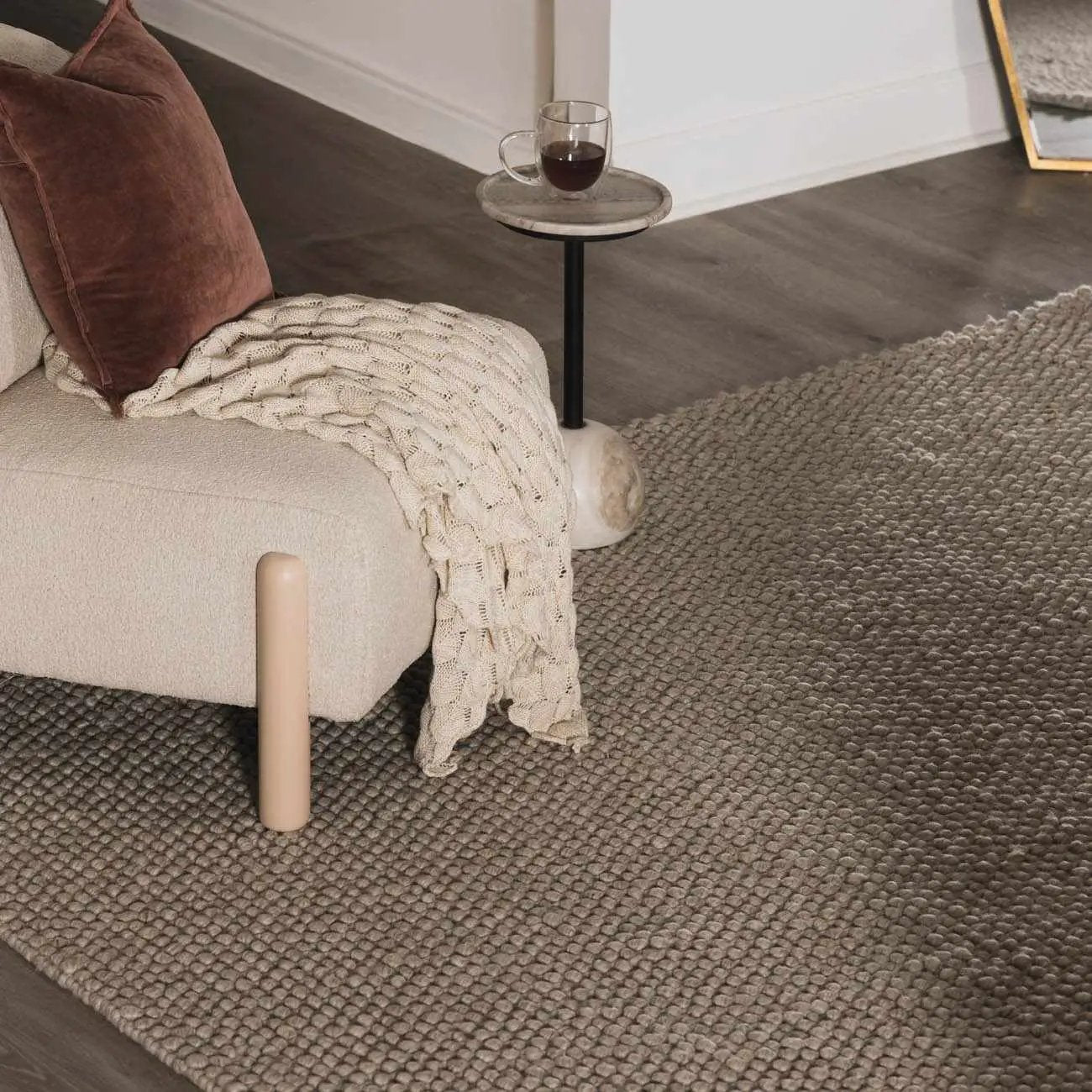 Lucerne Ivory LNE-1002 Wool Rug by Boutique Rugs