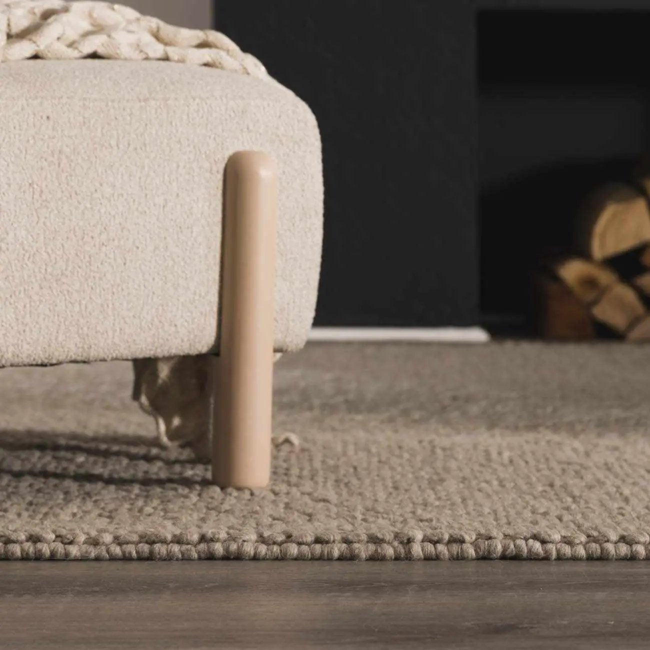 Lucerne Ivory LNE-1002 Wool Rug by Boutique Rugs