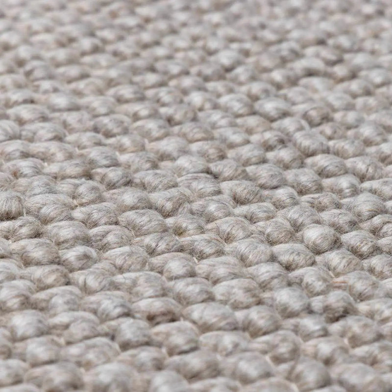 Lucerne Ivory LNE-1002 Wool Rug by Boutique Rugs
