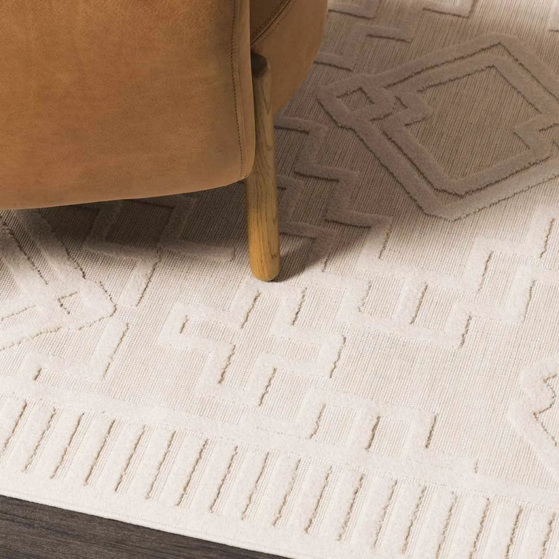 Plumtree 3D White Outdoor Rug by Boutique Rugs