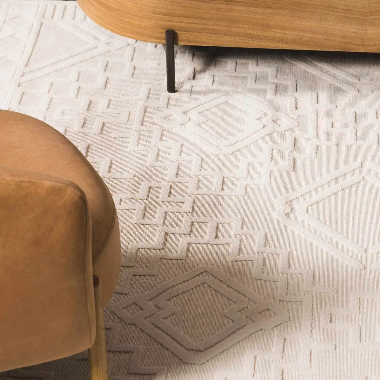 Plumtree 3D White Outdoor Rug by Boutique Rugs