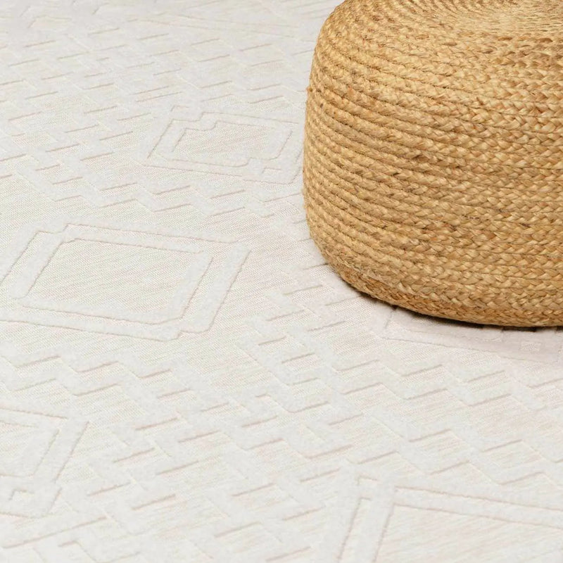 Plumtree 3D White Outdoor Rug by Boutique Rugs