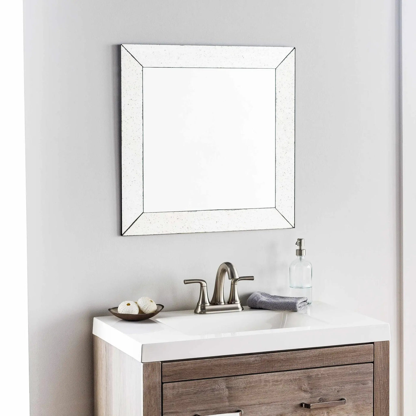 Papine Mirror - Clearance by Boutique Rugs