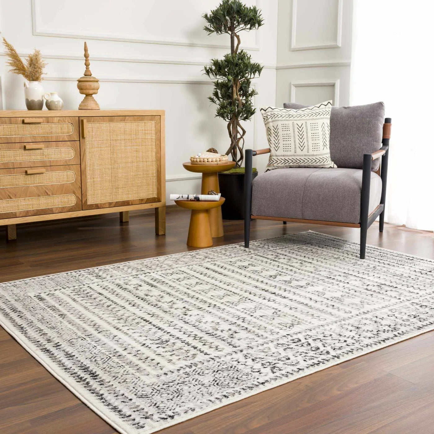 Greig Area Rug by Boutique Rugs