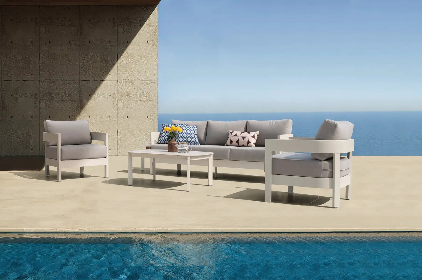 Aconcagua 4-Piece Aluminum Living Room Set by Outdoor-USA®