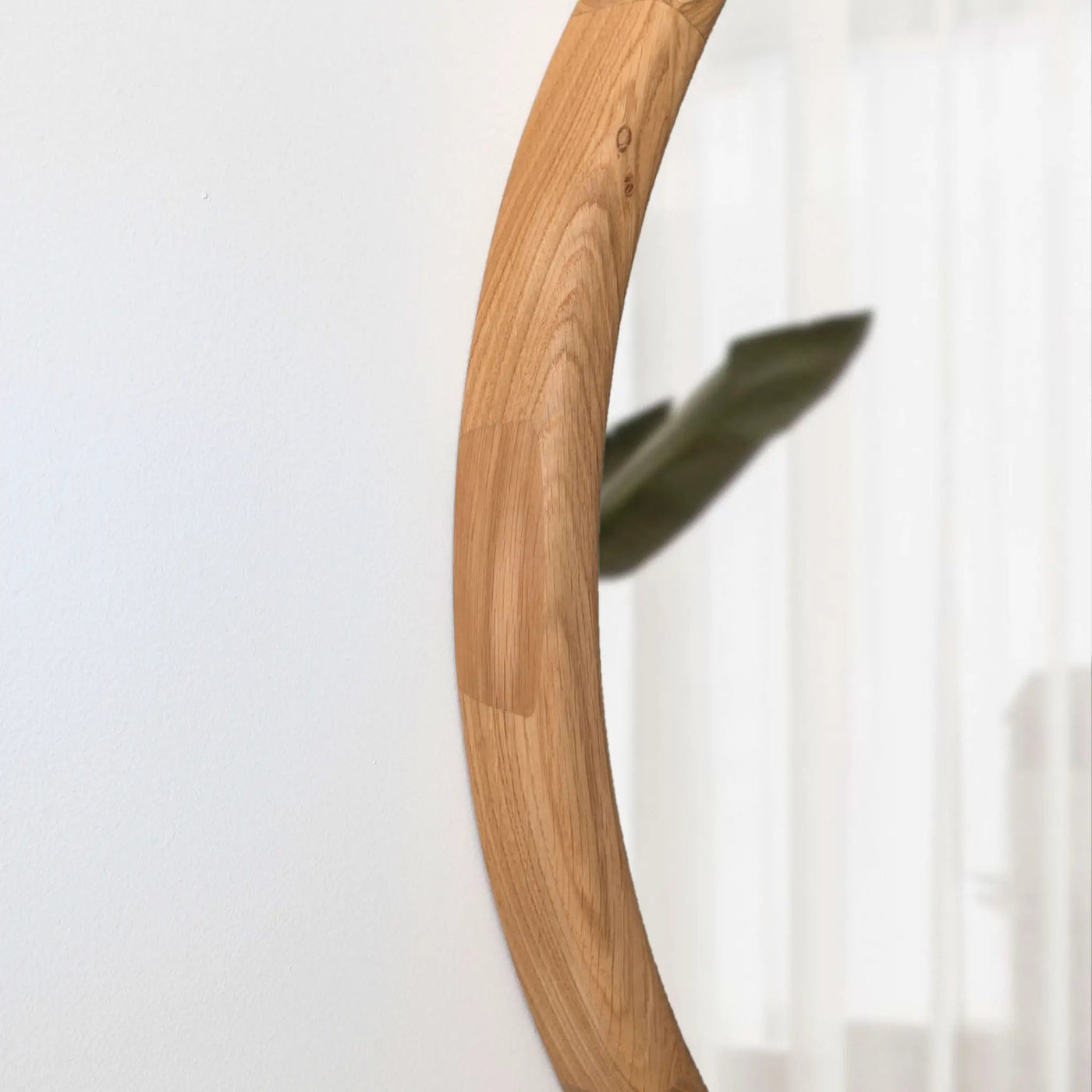 THE KOLO - mirror by VARBROS