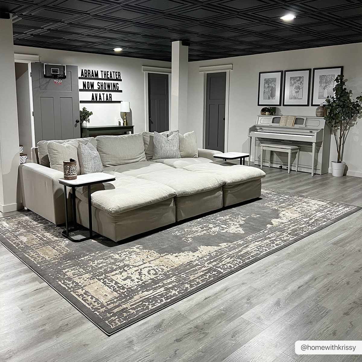 Paola Updated Traditional Tibetan Rug - Clearance by Boutique Rugs