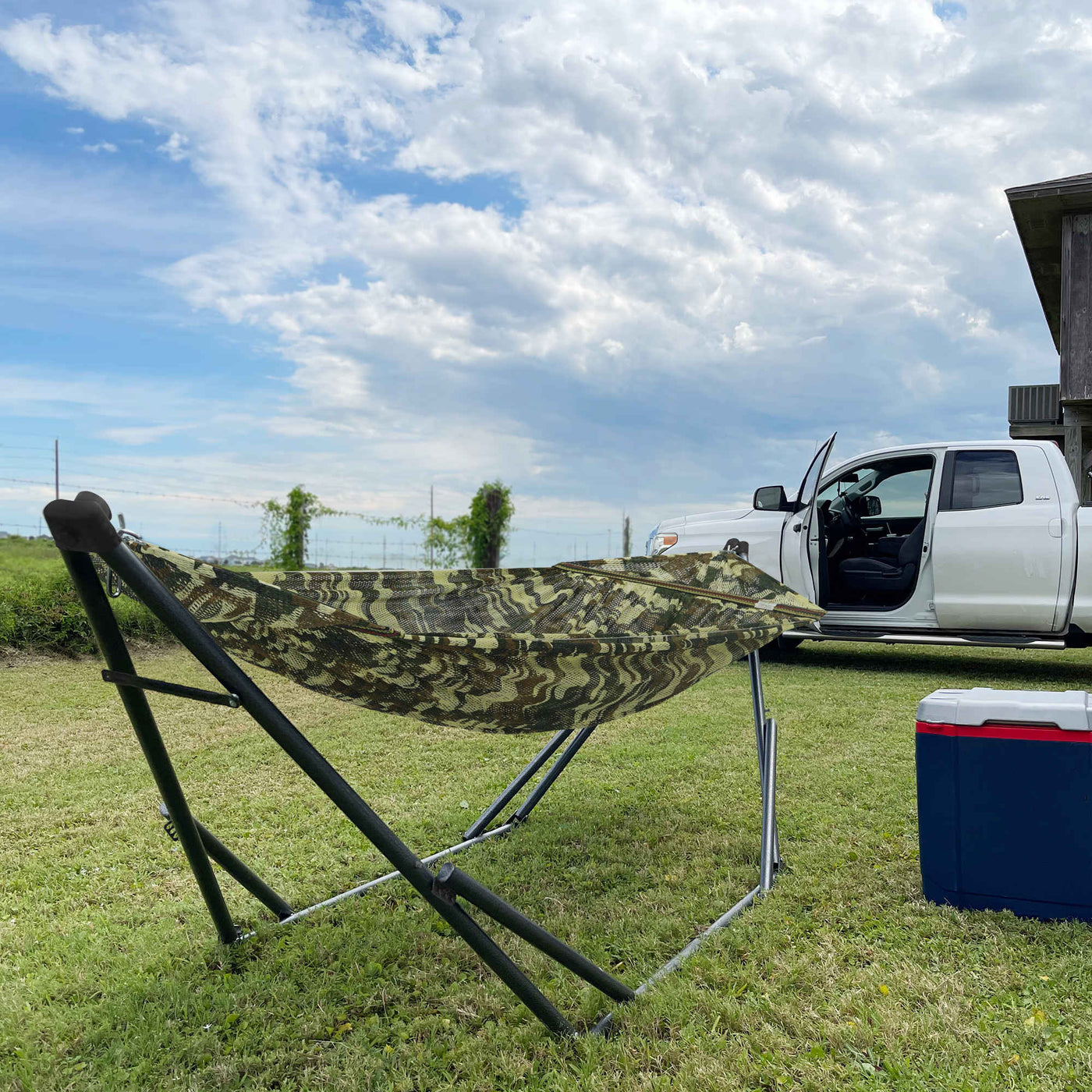 Uniki Collapsible Hammock Stand by Megsu