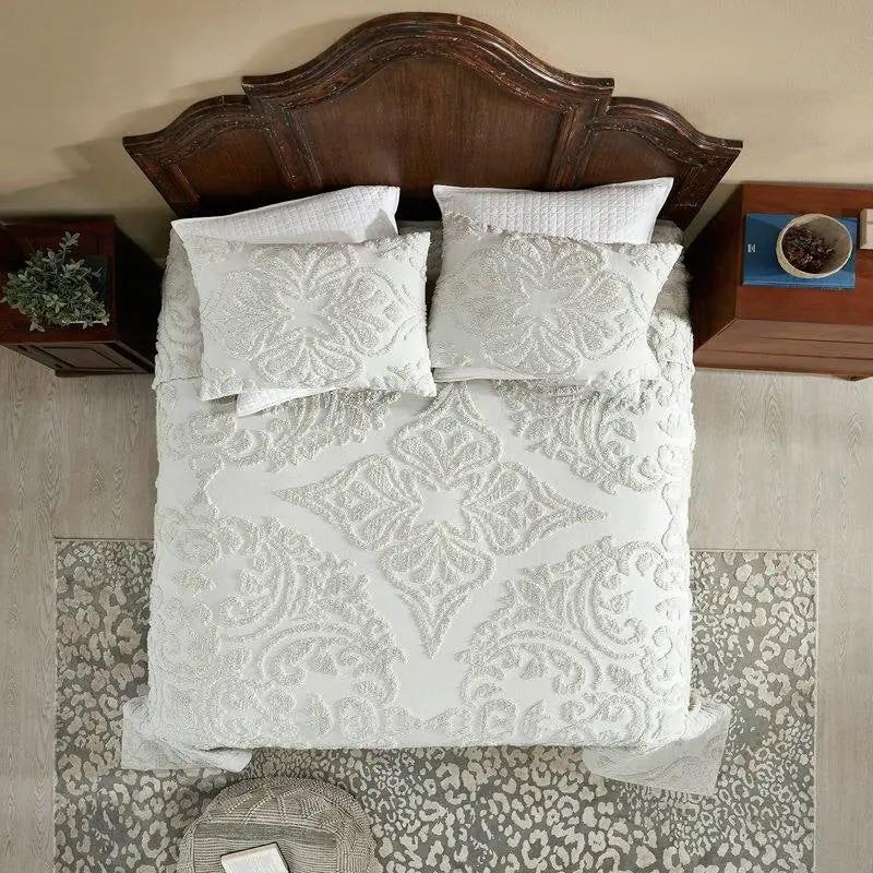 Queen Size 100-Percent Cotton Chenille 3-Piece Coverlet Bedspread Set in Ivory by HomePacific