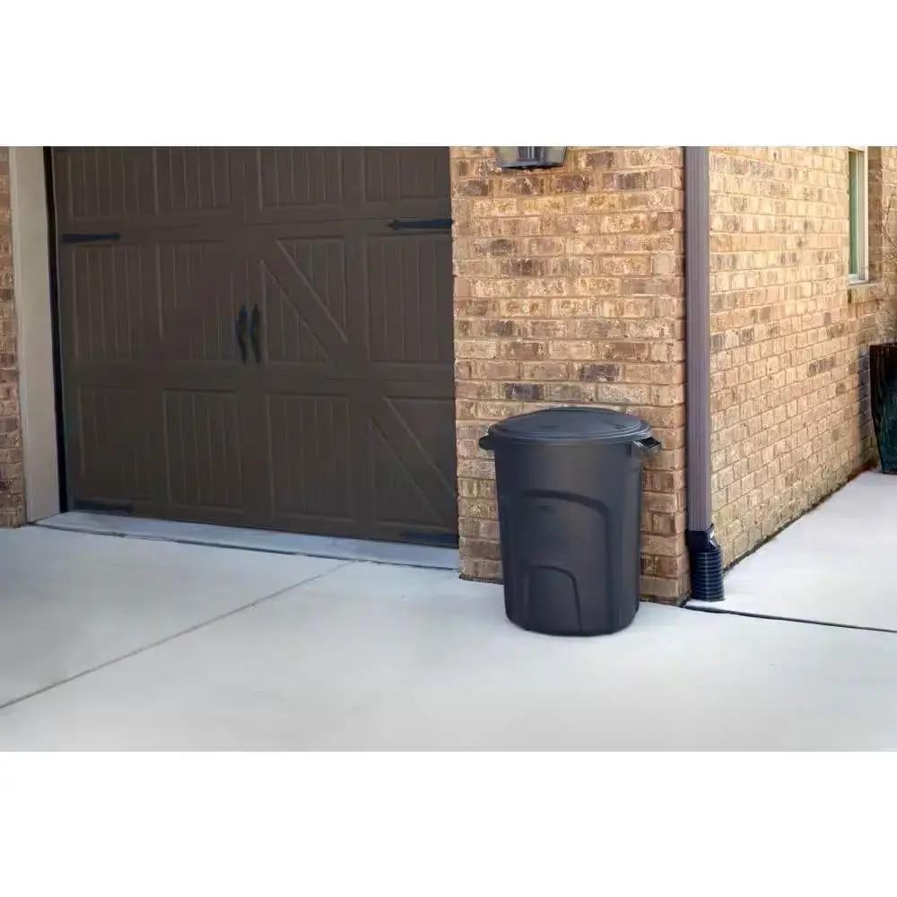 32-Gallon Black Plastic Indoor Outdoor Trash Can with Lid - Made in USA by HomePacific
