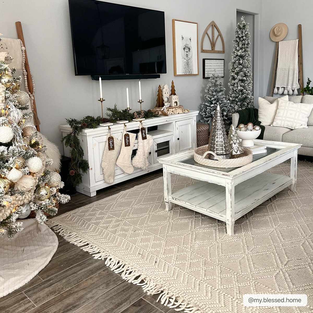 Ramsbury Beige Trellis Wool Rug by Boutique Rugs