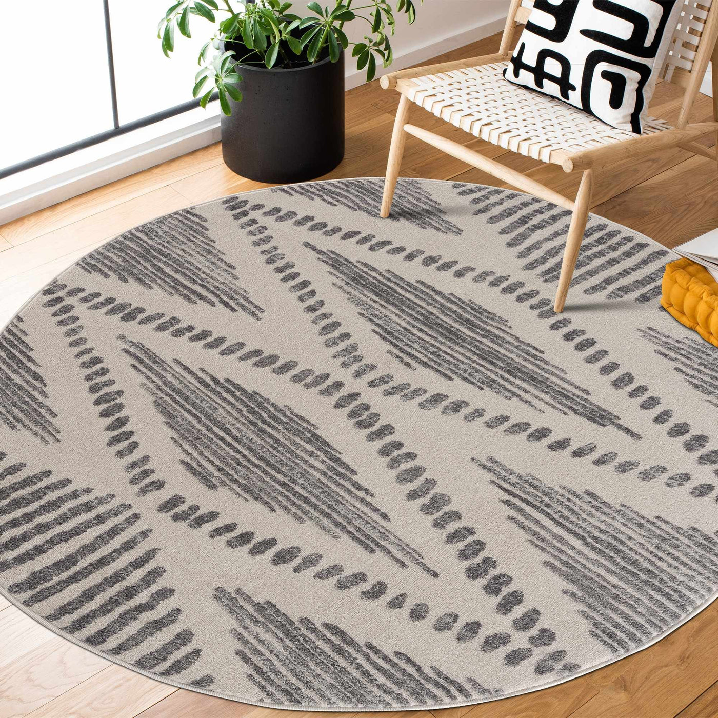 Tigrisis Ivory 2327 Area Rug - Clearance by Boutique Rugs