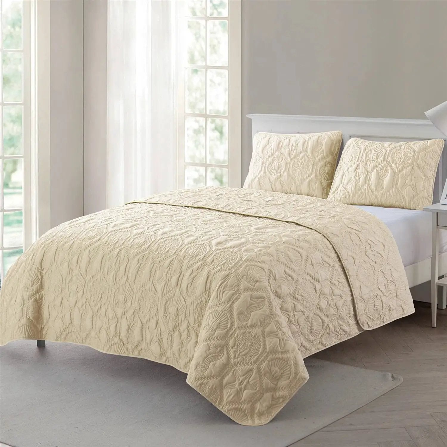 King size Coastal Beach Starfish Seashells Sea Horse Sand Tan 3-Piece Quilt Set by HomePacific