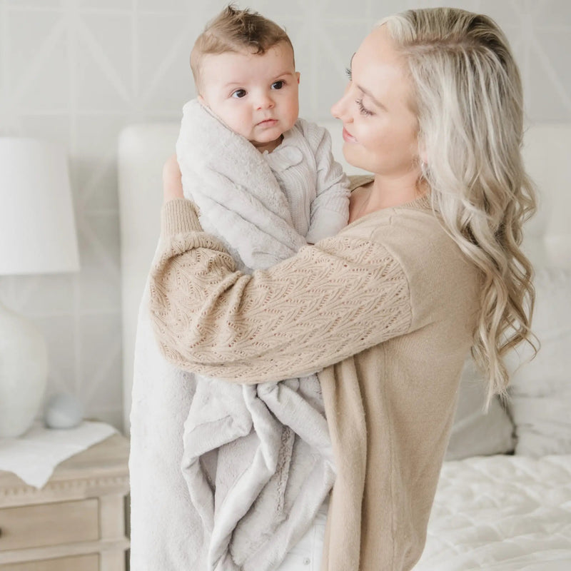 Lush Receiving Blanket 30x40 Inch by Saranoni by HouseOfZazla
