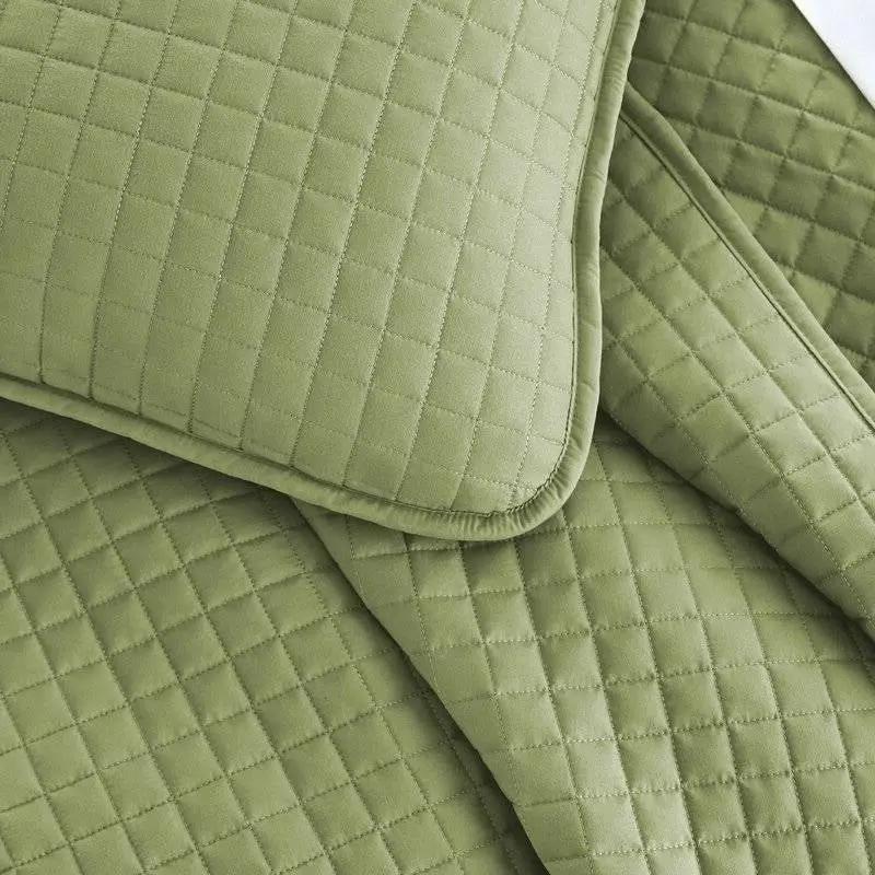 Full/Queen Lightweight Sage Ultra Soft 3-Piece Microfiber Quilt Set by HomePacific