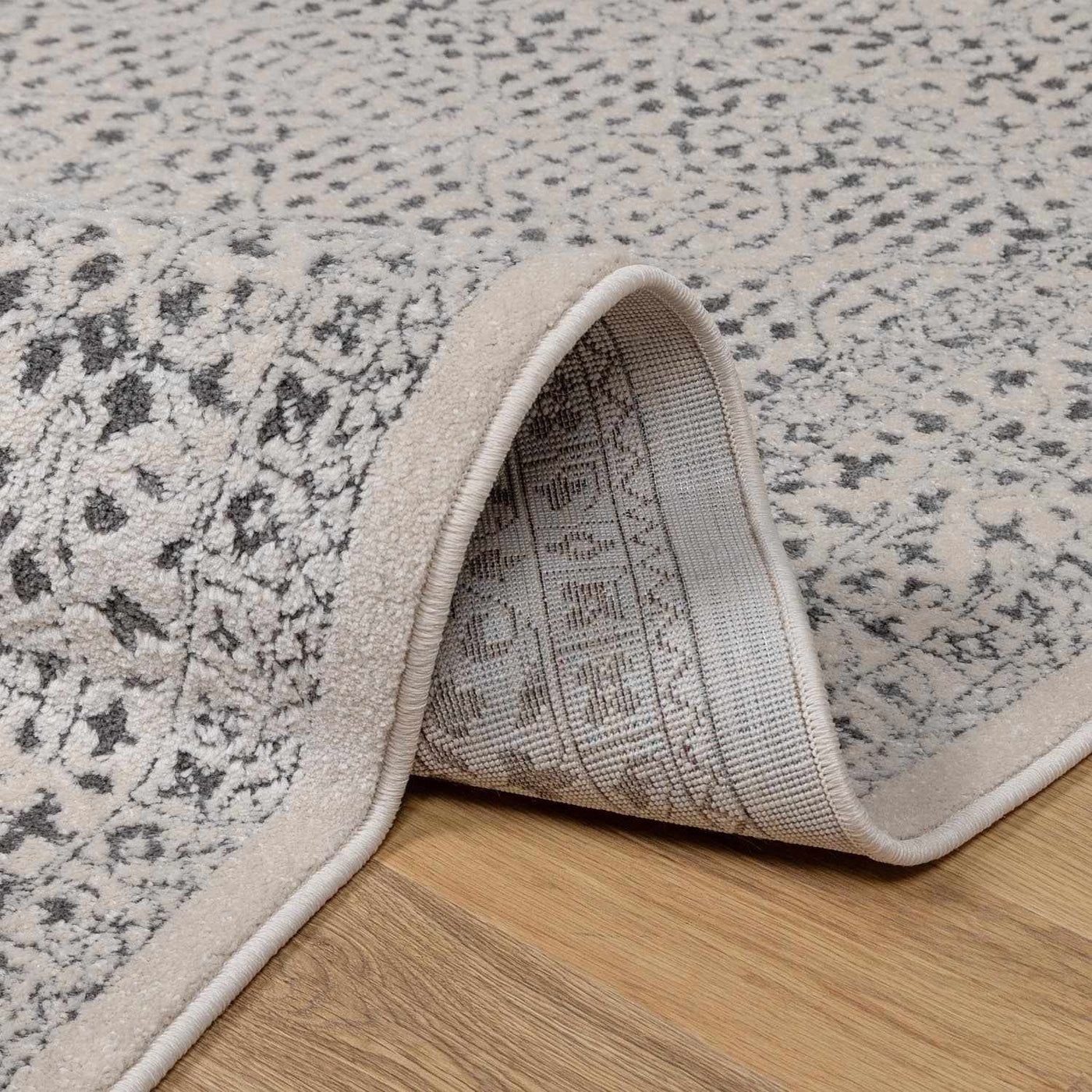Sattley Area Rug by Boutique Rugs