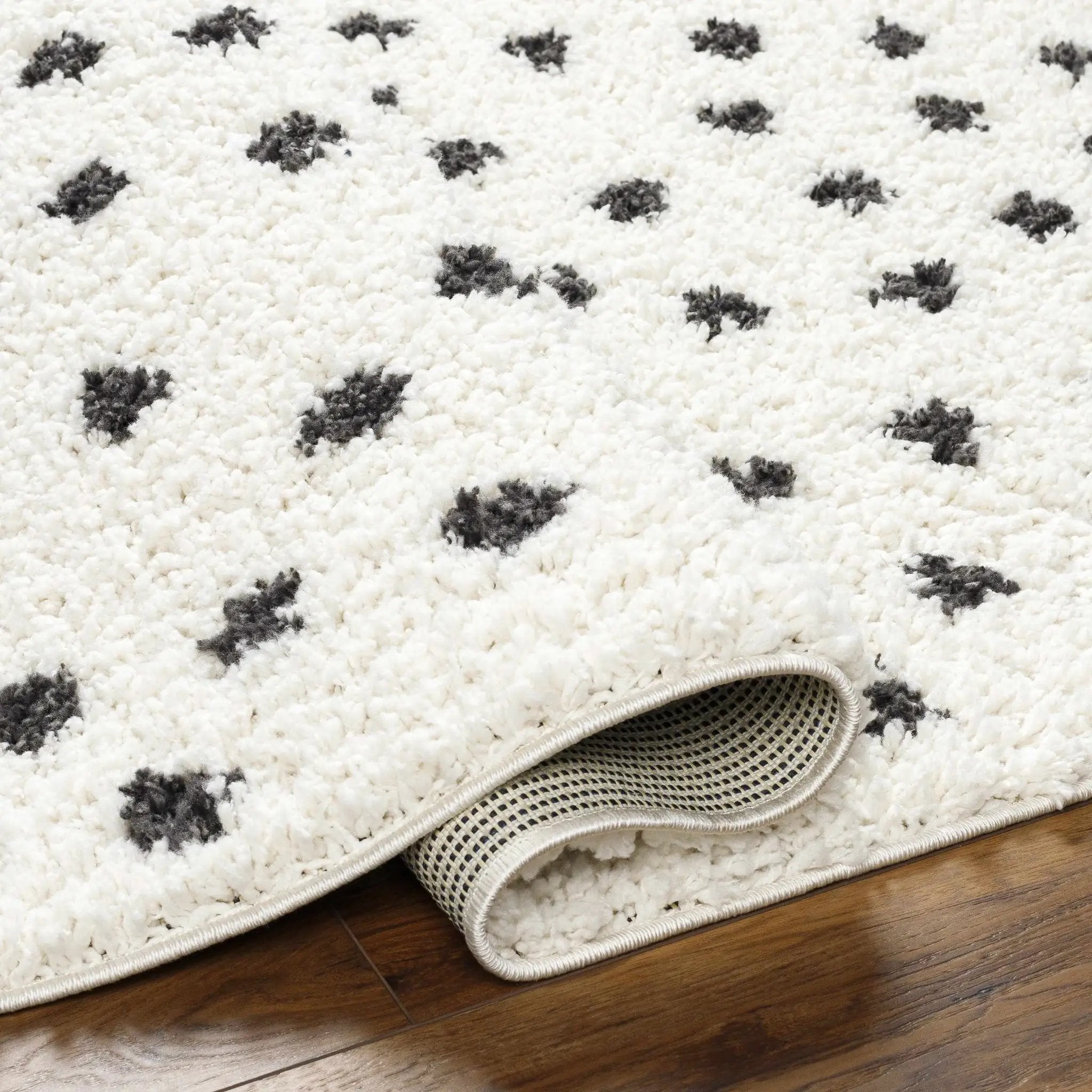 Chaia Dotted Black & White Plush Rug - Clearance by Boutique Rugs