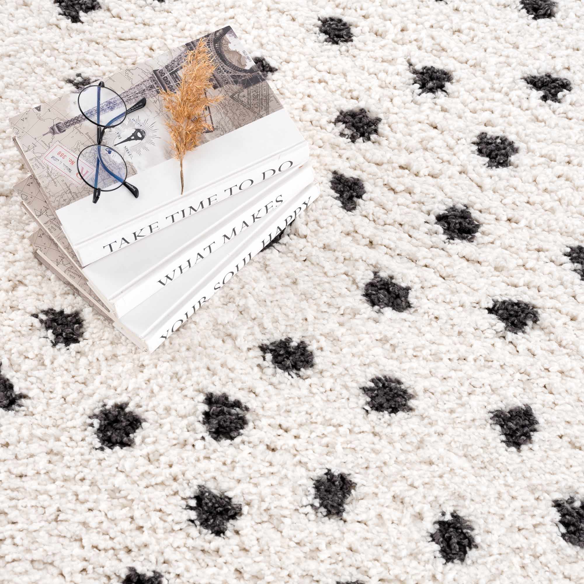 Chaia Dotted Black & White Plush Rug - Clearance by Boutique Rugs
