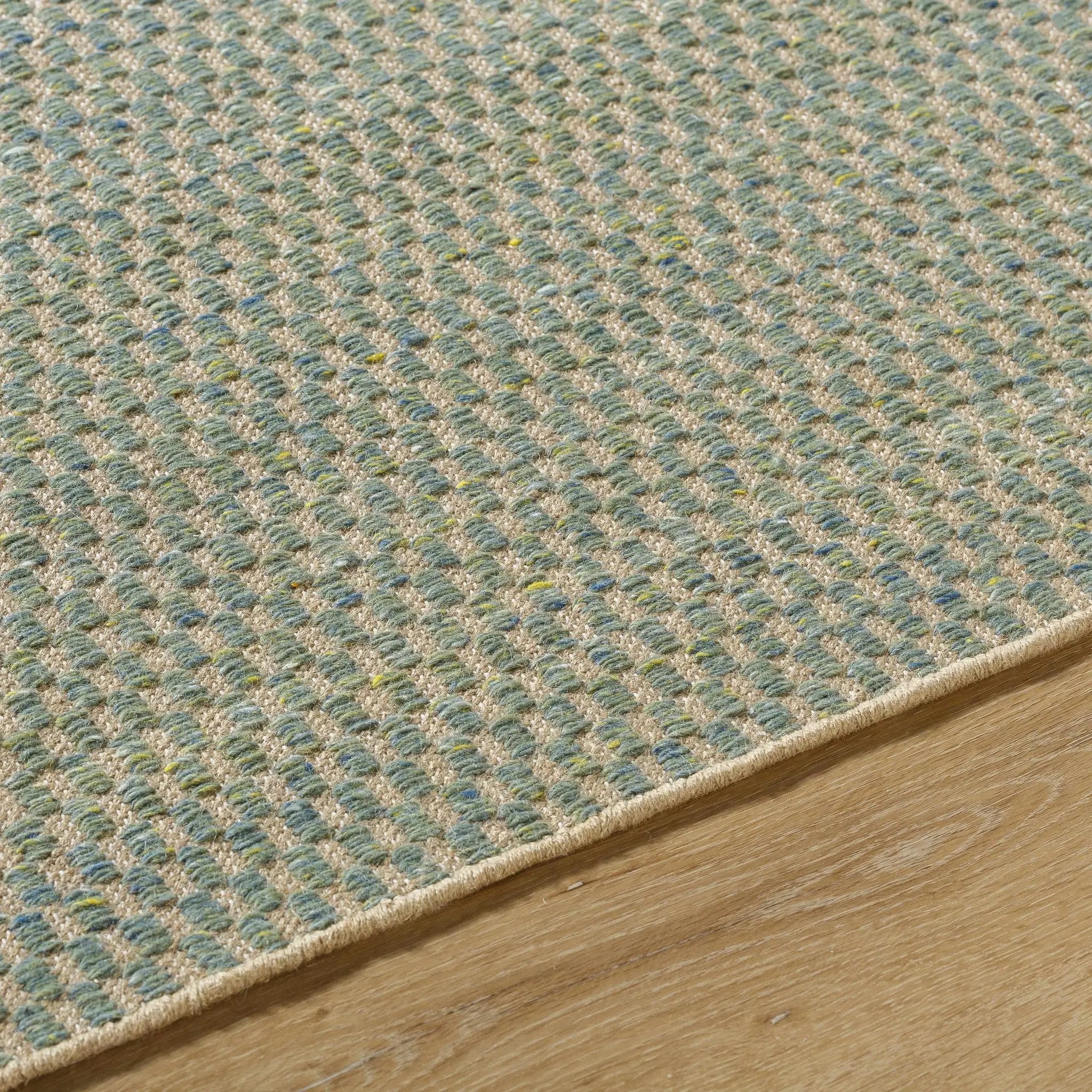 Verdel Sage Cottage Farmhouse Wool Handmade Area Rug - Clearance by Boutique Rugs