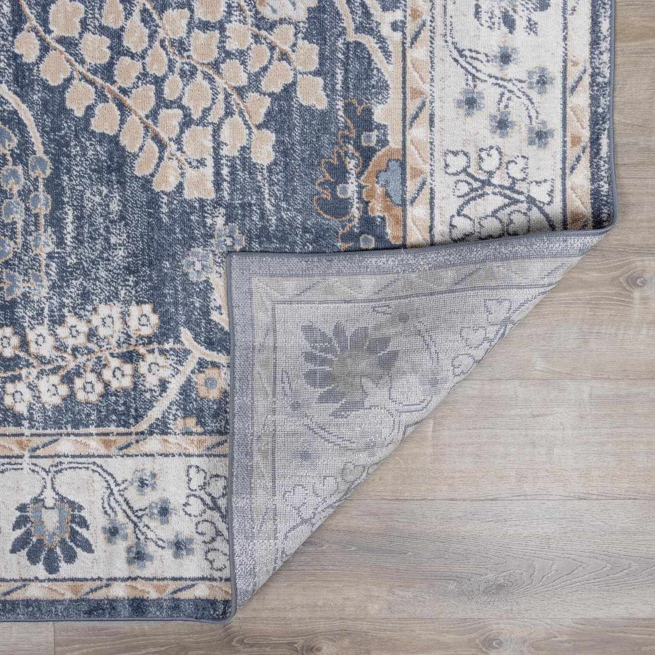 Scalby Area Rug by Boutique Rugs