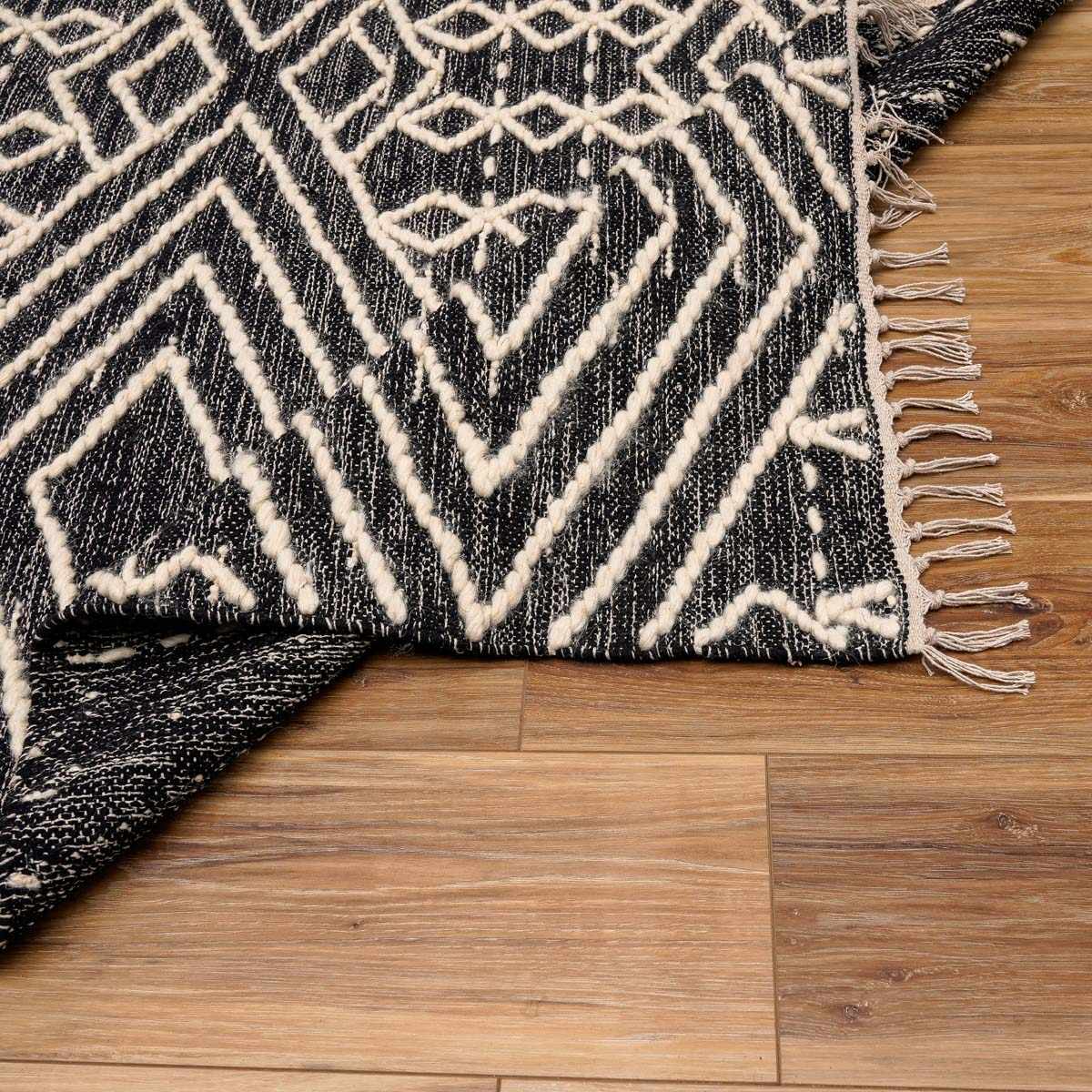 Skedee Area Rug - Clearance by Boutique Rugs