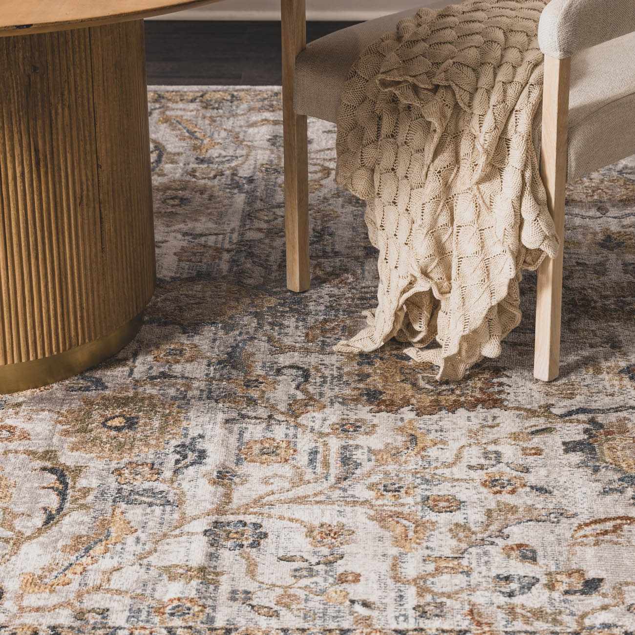 Dion Washable Floral Rug - Clearance by Boutique Rugs