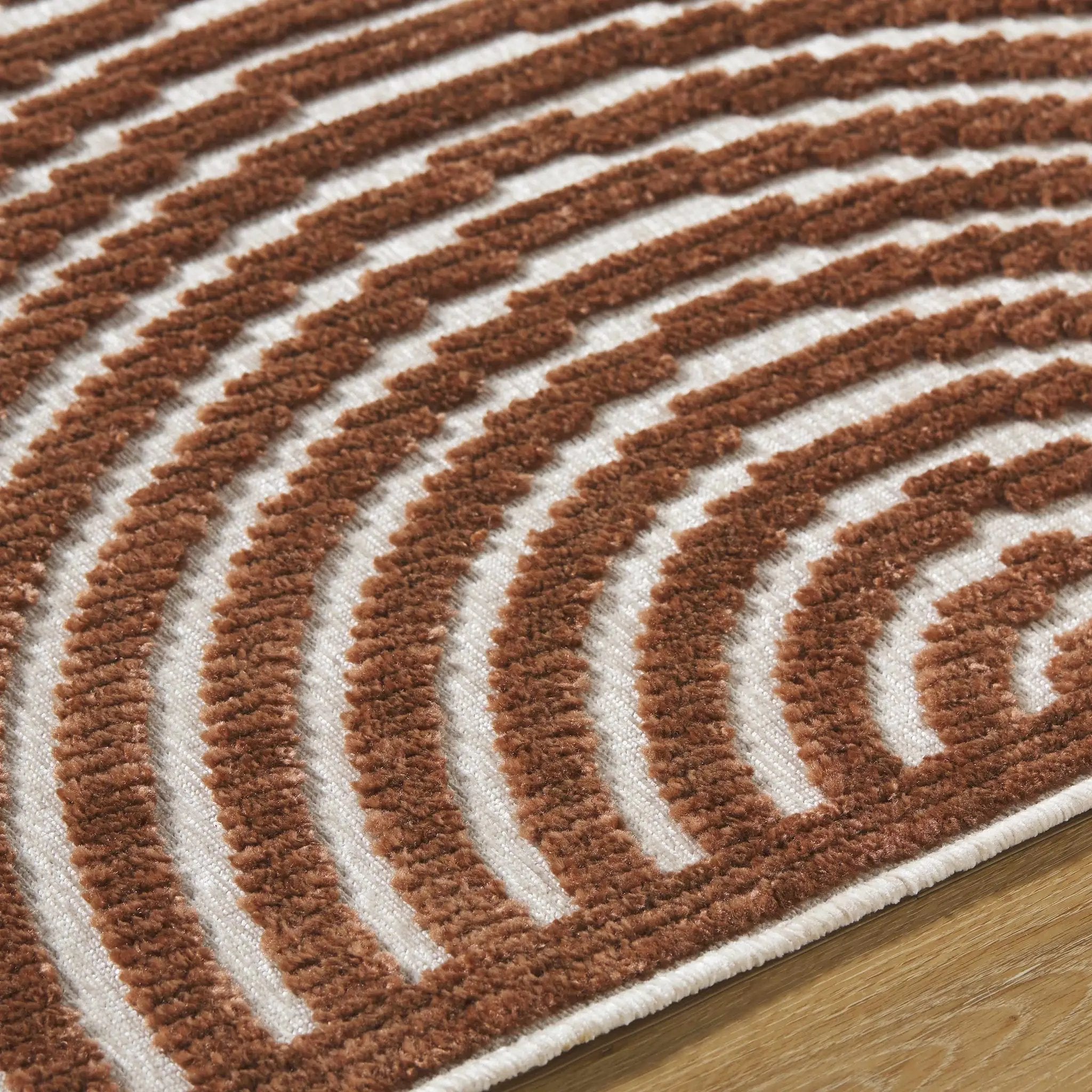 Deron Brown Washable Area Rug by Boutique Rugs