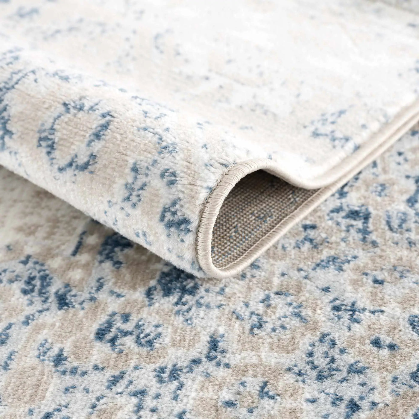 Amir Area Rug - Clearance by Boutique Rugs