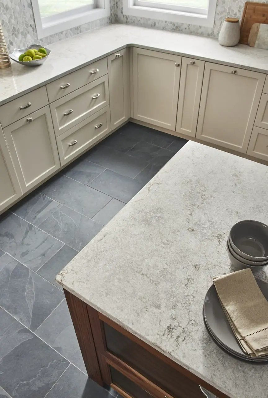 Calacatta Blanco Pattern Polished Marble Mosaics in a finished room