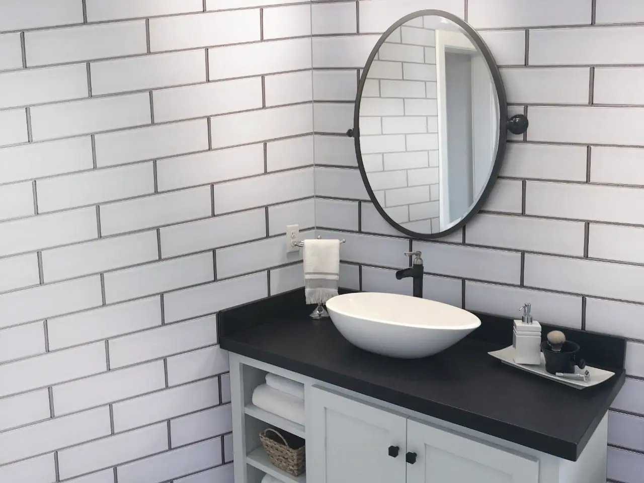 Ice Bevel Glass Tile 4x12 Mosaics by MSI Surfaces